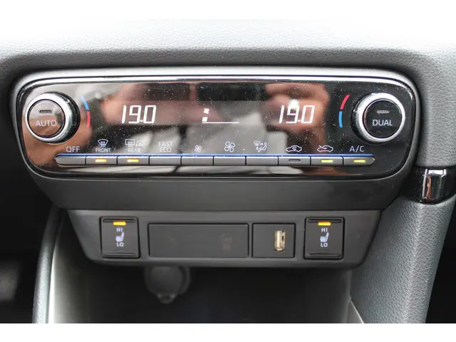 Mazda 2 Hybrid 1.5 Select 116 2024 Hybride Benzine 23