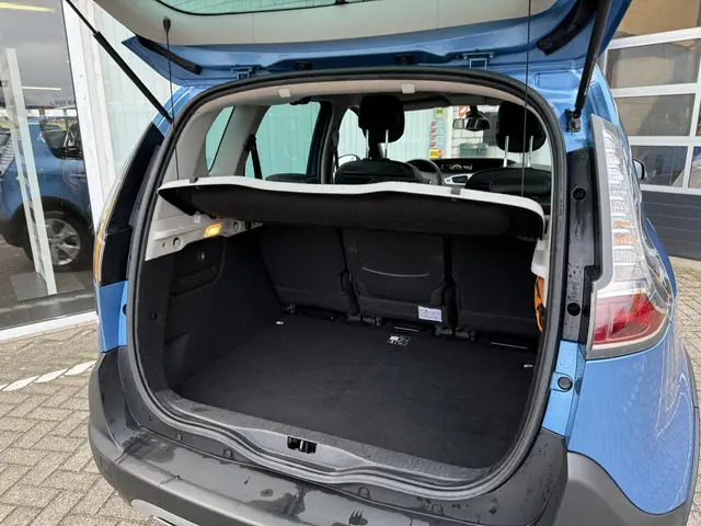 Renault Scénic Xmod 1.2 TCe Bose 2014 Benzine 31