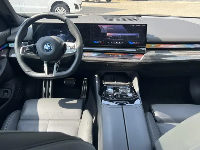 BMW i5 eDrive40 84 kWh 2024 Elektrisch 10