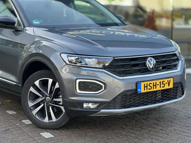 Volkswagen T-Roc 1.5 TSI Sport Business R 2020 Benzine 6