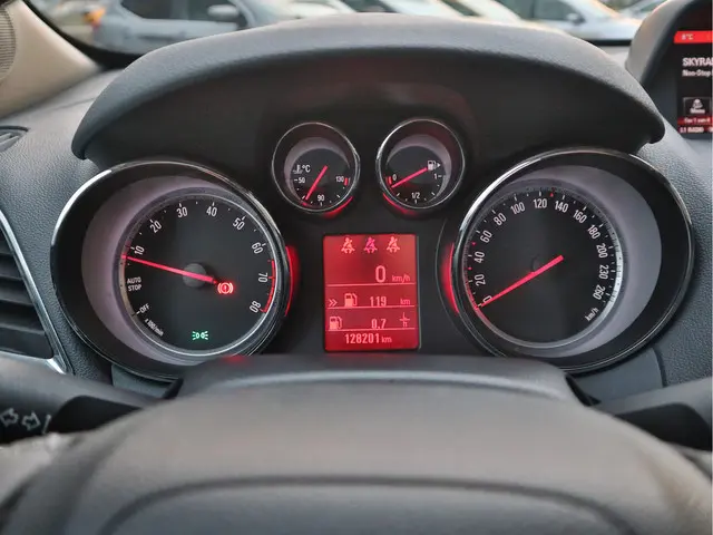 Opel Mokka 1.4 T Cosmo Innovation 2015 Benzine 16