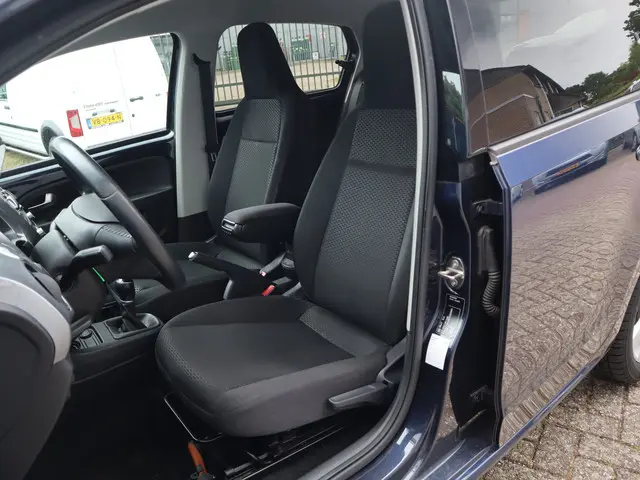 SEAT Mii 1.0 Sport Dynamic 2014 Benzine 6