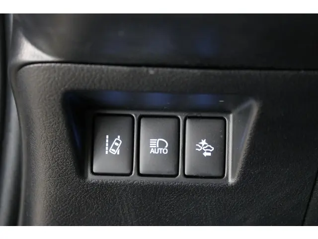 Toyota Yaris 1.5 Hybrid Executive 2017 Hybride Benzine 28
