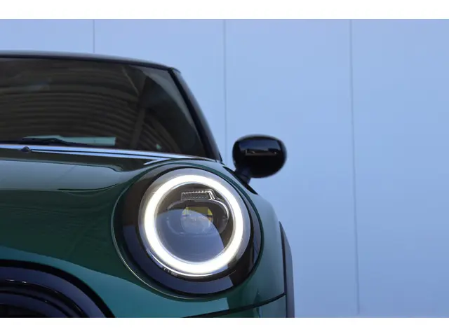 MINI Cooper 3