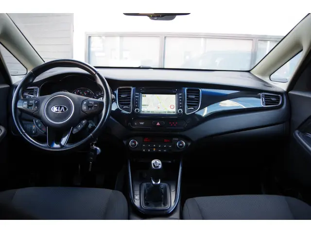 Kia Carens 1.6 GDi Business Pack 2013 Benzine 31