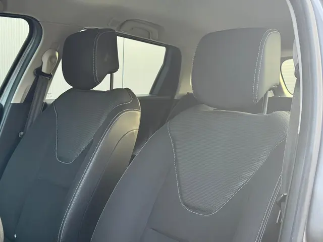 Renault Clio Estate 1.5 dCi ECO Expression 2013 Diesel 19