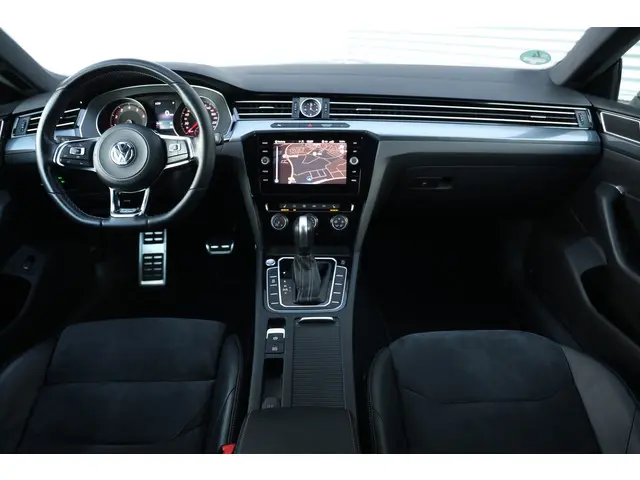 Volkswagen Arteon 2.0 TSI 190PK R-Line 2020 Benzine 19