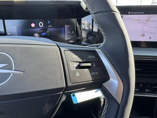 Opel Frontera 1.2 Turbo Hybrid GS 2025 Hybride Benzine 23