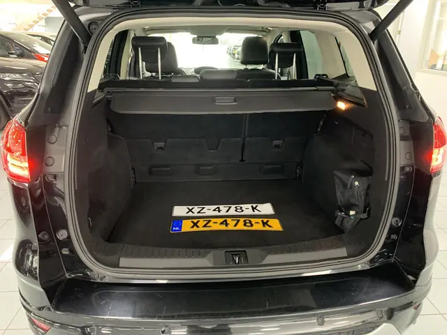 Ford Kuga 1.6 Titanium Plus 2014 Benzine 9