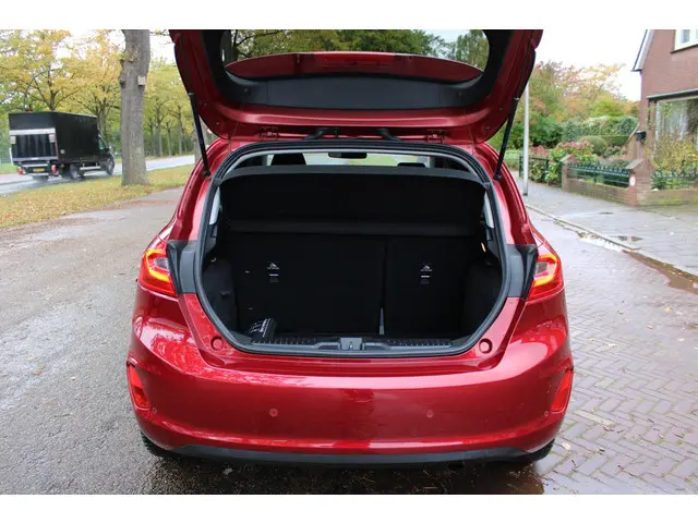 Ford Fiesta 1.0 EcoBoost Titanium 2018 Benzine 13