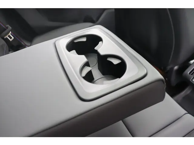 BMW X1 xDrive25e 2025 Hybride Benzine 16