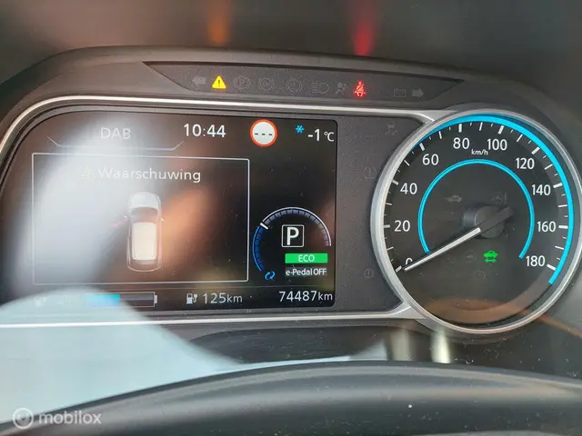 Nissan Leaf 2.ZERO EDITION 40 kWh 2018 Elektrisch 21