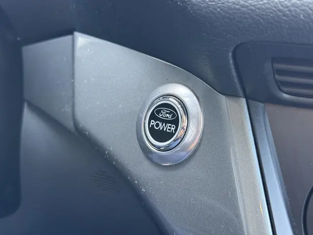 Ford C-MAX 1.0 Titanium 2014 Benzine 19