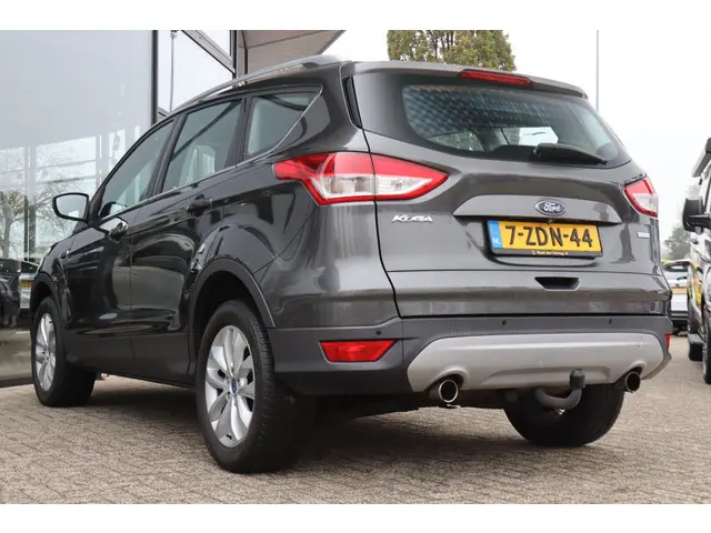 Ford Kuga 1.5 150PK TITANIUM 2015 Benzine 7