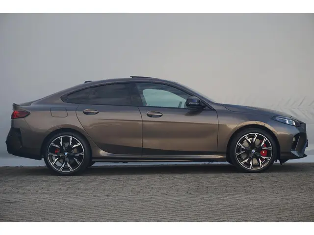 BMW 2 Serie Gran Coupé 220 2026 Benzine 5