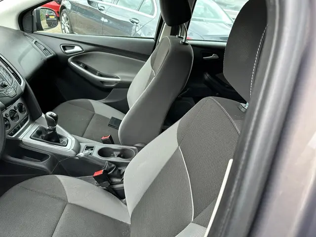 Ford Focus Wagon 1.0 EcoBoost 2013 Benzine 4