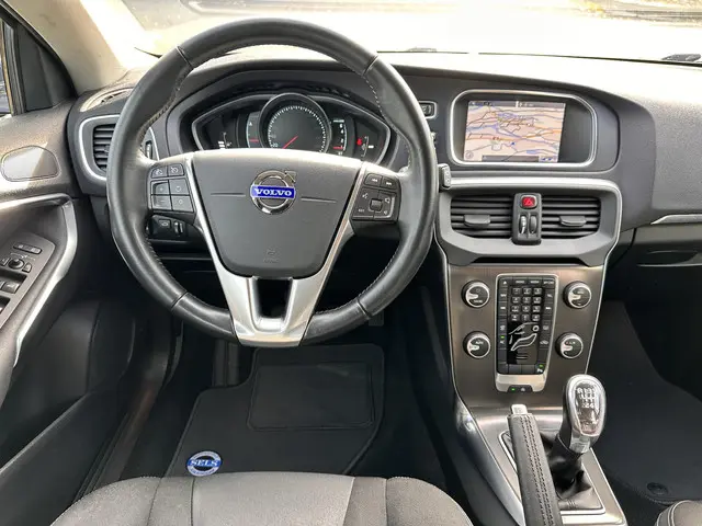 Volvo V40 1.6 T2 Momentum 2014 Benzine 7