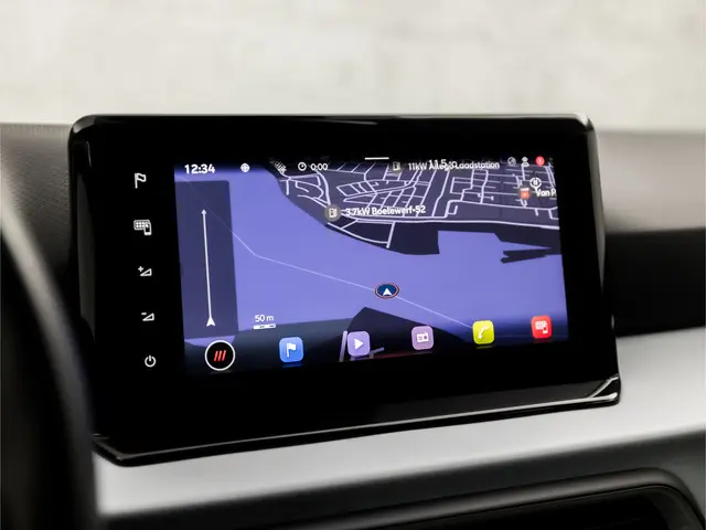 SEAT Arona 1.0 TSI Sport 2021 Benzine 24