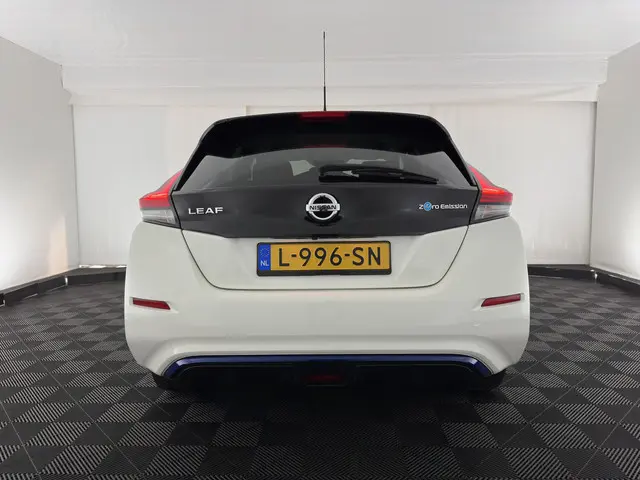 Nissan Leaf Acenta 40 kWh {SOH-90%} 2020 Elektrisch 5