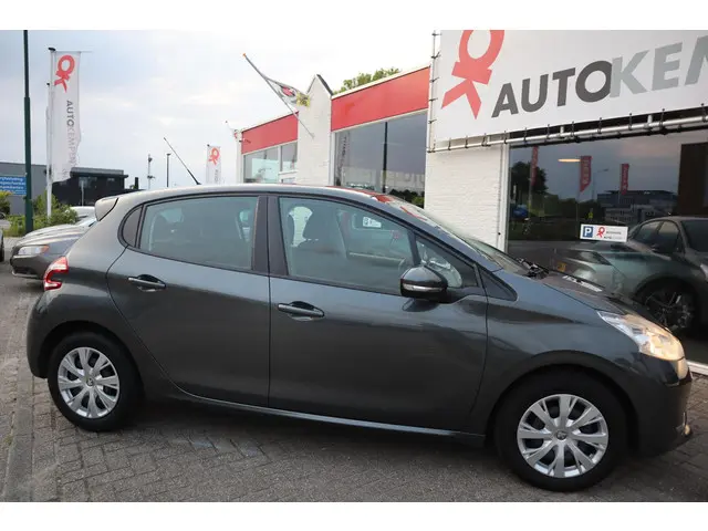 Peugeot 208 3