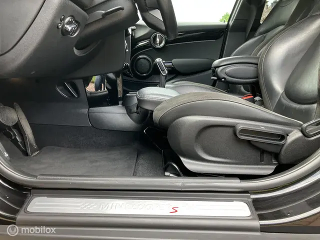 MINI Cooper S Mini 2.0 Classic 2021 Benzine 18
