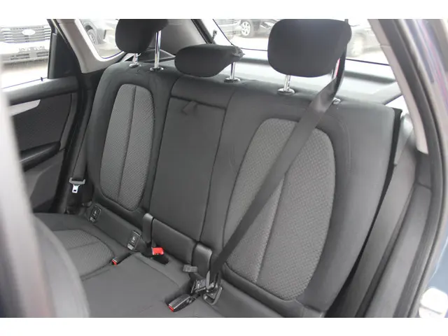 BMW 2 Serie Active Tourer 218i Executive 2014 Benzine 21