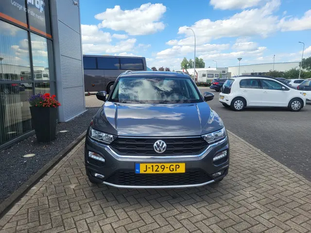Volkswagen T-Roc 1.5 TSI Style Business 2020 Benzine 3