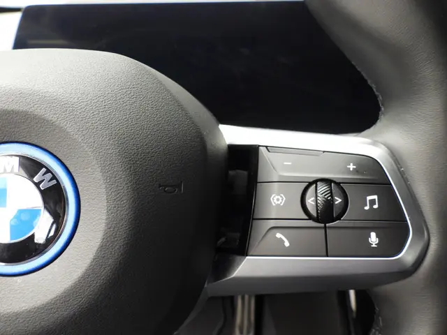 BMW iX2 xDrive30 2024 Elektrisch 36