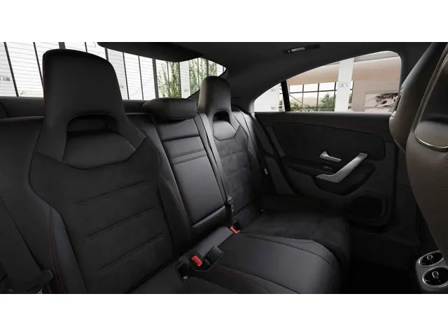 Mercedes-Benz CLA Coupé 180 Star Edition 2025 Benzine 6