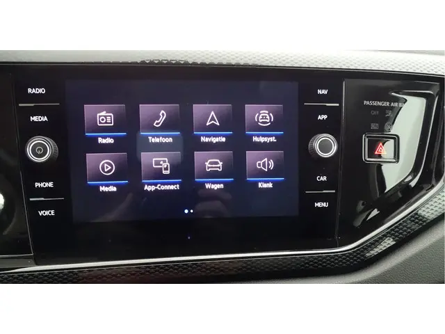 Volkswagen Polo 1.0 TSI Life M'23 2022 Benzine 35