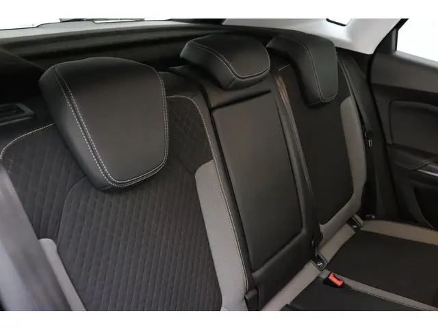 Opel Grandland X 1.2 Turbo Innovation 2018 Benzine 15