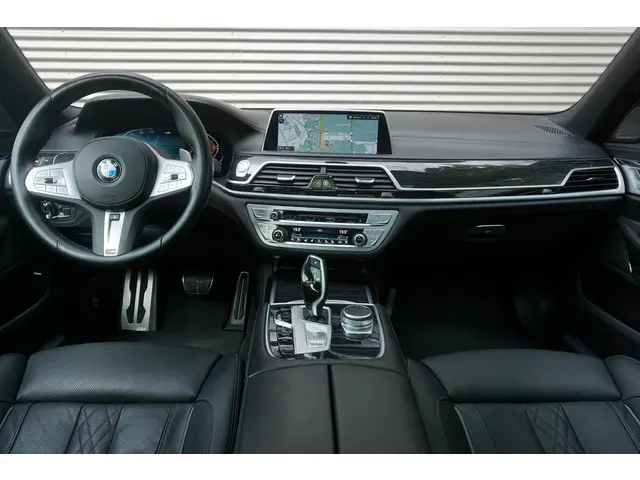 BMW 7 Serie 730d xDrive 2021 Diesel 9