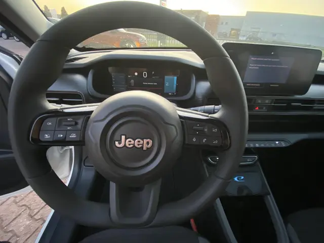 Jeep Avenger Longitude 54 kWh 2024 Elektrisch 10