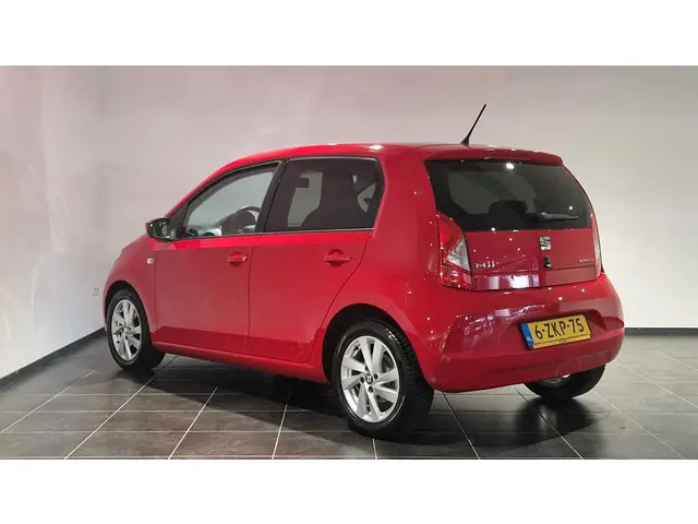 SEAT Mii 1.0 Sport Dynamic 2015 Benzine 2