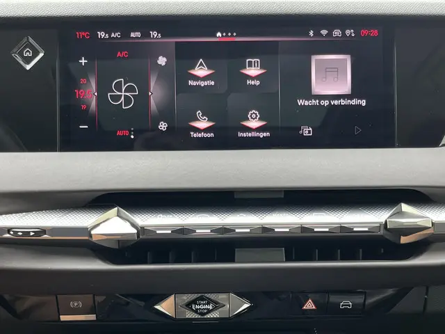 DS DS 4 E-Tense La Première 2022 Hybride Benzine 93
