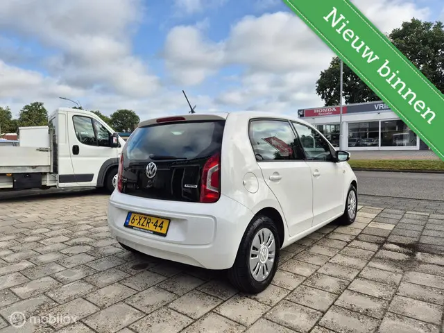 Volkswagen up! 1.0 move up! BlueMotion 2014 Benzine 4