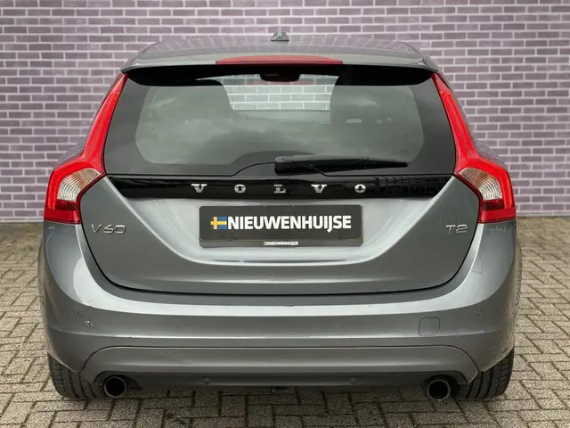 Volvo V60 1.5 T2 Nordic+ 2017 Benzine 12