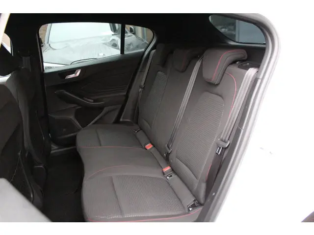 Ford Focus 1.0 EcoBoost ST Line Business 2020 Benzine 11