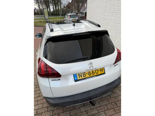 Peugeot 2008 1.2 PureTech GT-line 2017 Benzine 19