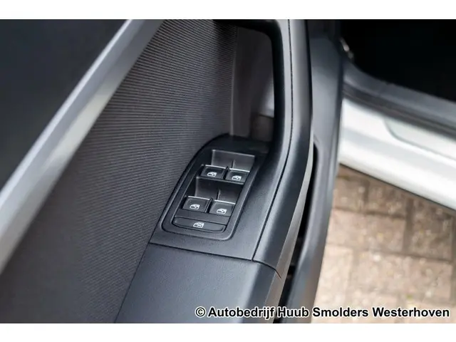 SEAT Ateca 1.5 TSI FR Business Intense 2022 Benzine 20
