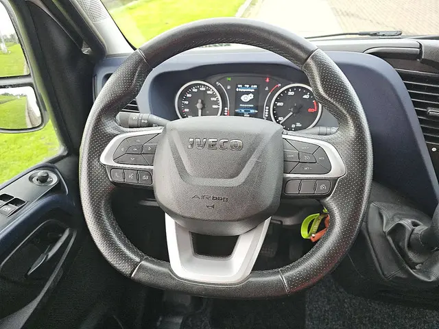 Iveco Daily 35S18 2021 Diesel 11