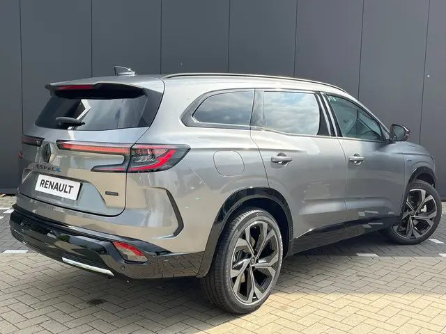 Renault Espace esprit Alpine 2025 Hybride Benzine 4