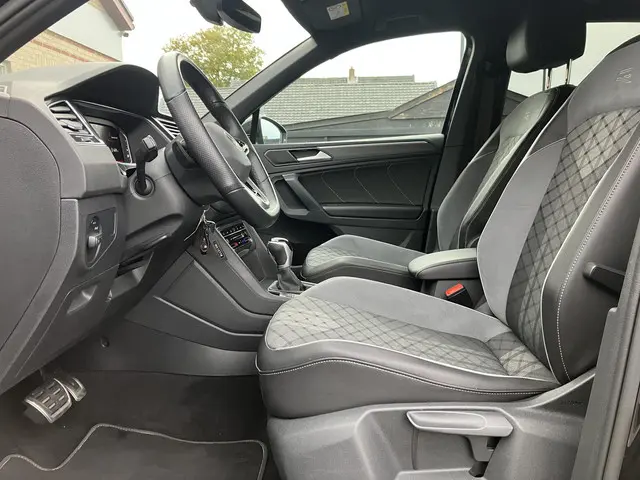 Volkswagen Tiguan 2.0 TDI R-Line Business+ 2022 Diesel 6