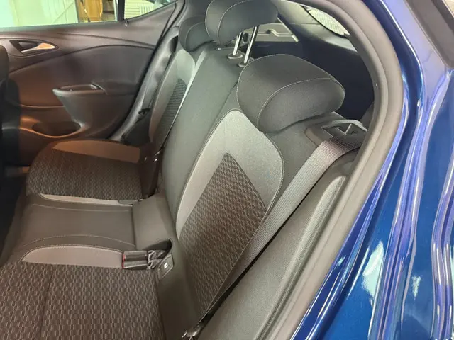 Opel Astra 1.2 Business Executive 2020 Benzine 9