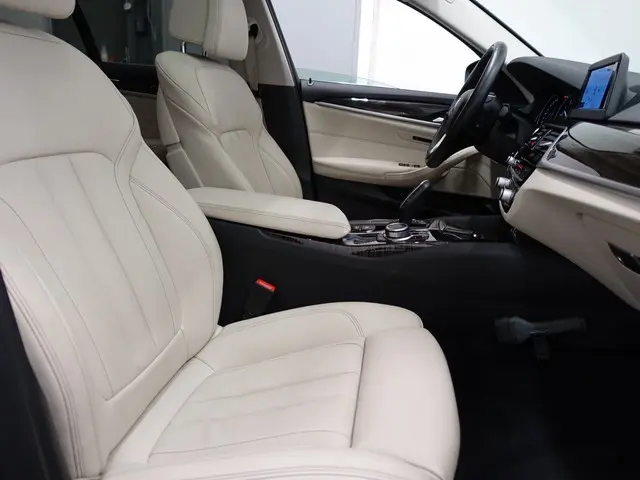 BMW 5 Serie 520i M-Sport Individual Aut- 2019 Benzine 40
