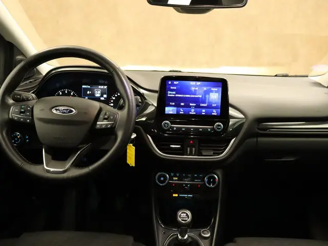 Ford Puma 1.0 EcoBoost Hybrid Titanium 2021 Benzine 4