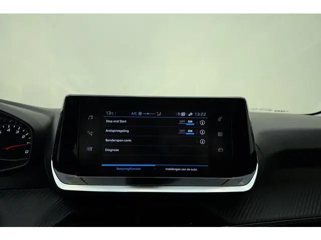 Peugeot 208 1.2 PureTech Active 2023 Benzine 21