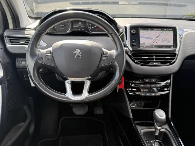 Peugeot 2008 3