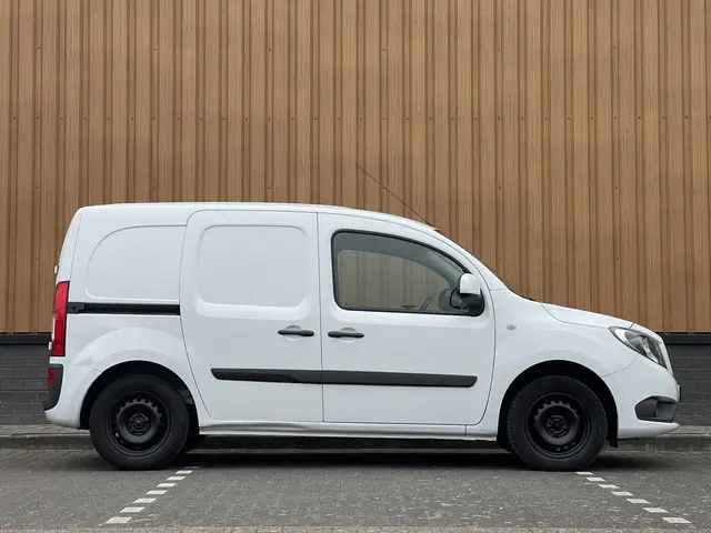 Mercedes-Benz Citan 108 CDI BlueEFFICIENCY 2018 Diesel 4