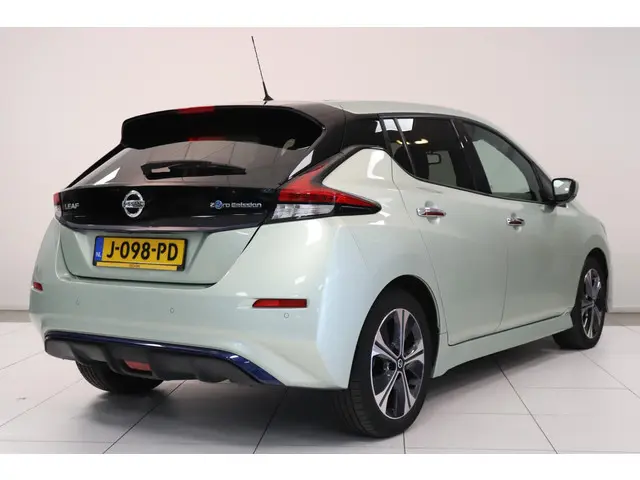 Nissan Leaf N-Connecta 40 kWh 2020 Elektrisch 2